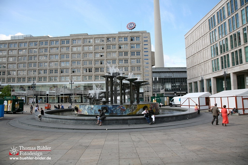 Berlin_Ost_Brunnen am Alexanderplatz_IMG_6602.jpg