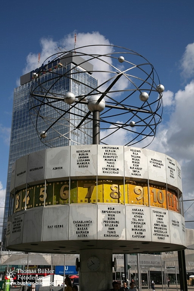 Berlin_Ost_Weltuhr am Alexanderplatz_IMG_6625.jpg