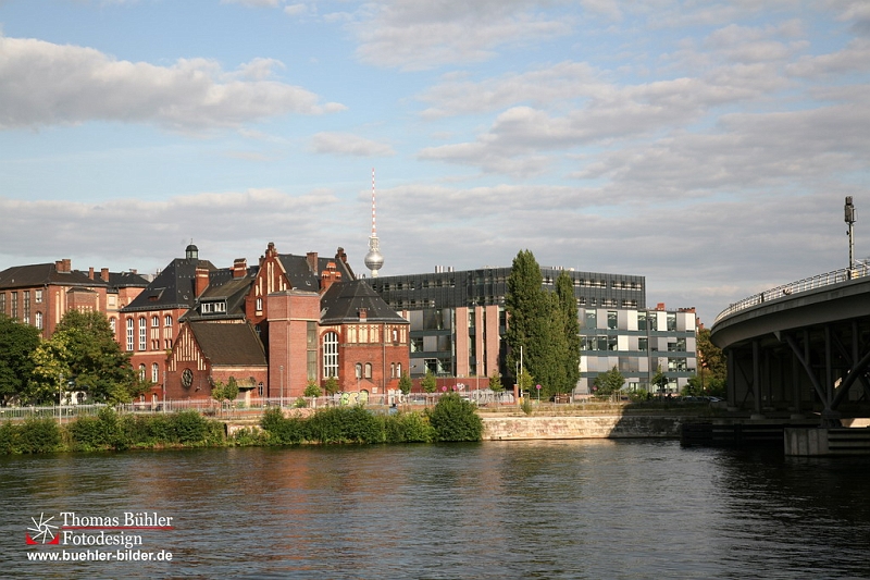 Berlin_West_Blick ueber die Spree auf den Fernsehturm_IMG_8850.jpg
