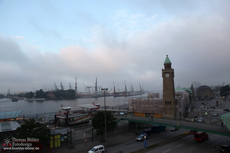 Hamburg Landungsbrücken IMG_2453.jpg