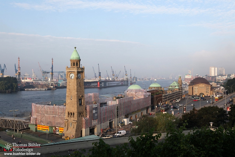 Hamburg Landungsbrücken IMG_2468.jpg