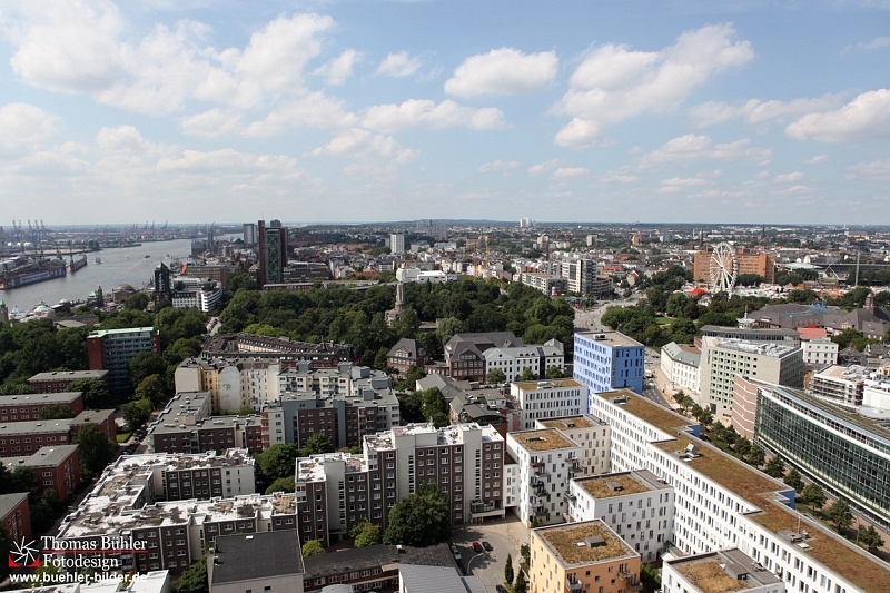 Hamburg Landungsbrücken und Reeperbahn von oben IMG_2745.jpg