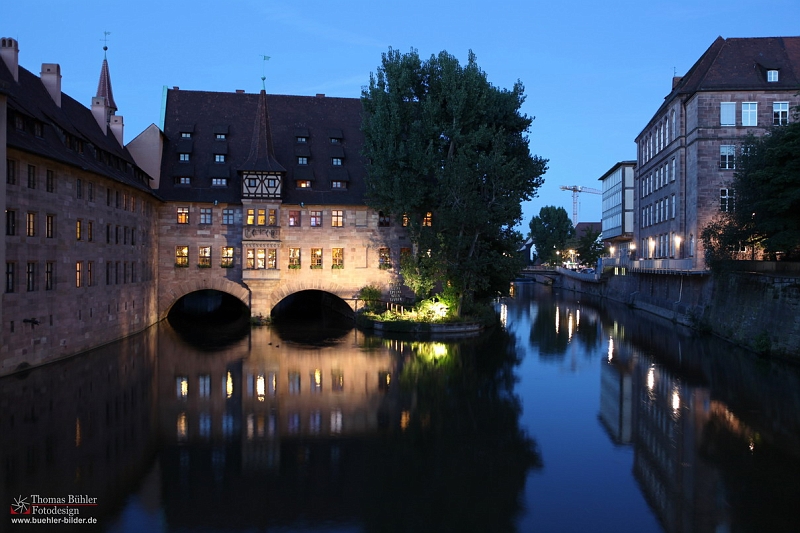 Nuernberg Heilig Geist Spital bei Nacht_IMG_4398.jpg