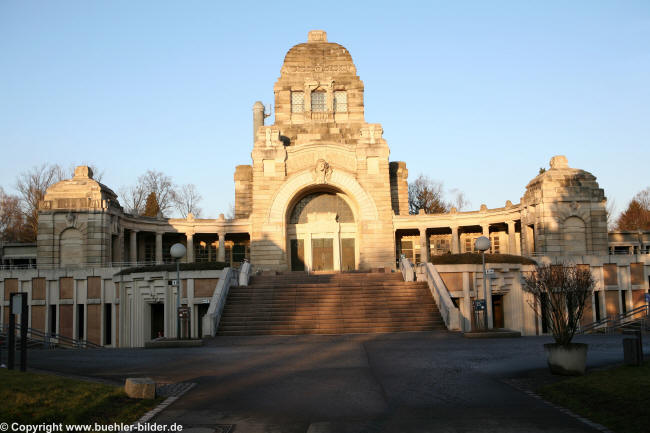 ©IMG_0599 Krematorium im Pragfriedhof Stuttgart.jpg